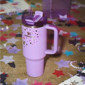 Stanley x Olivia Rodrigo Quencher H2.0 FlowState Tumbler | 40 OZ